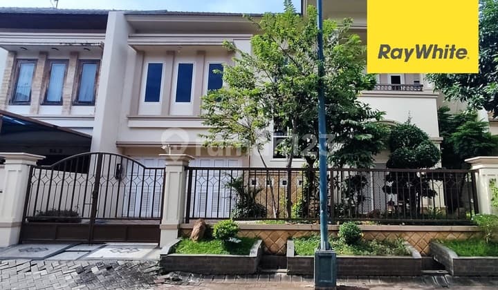 Rumah Dijual di Central Park Regency Mulyosari Surabaya