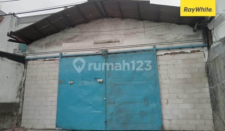 Warehouse for Rent on Demak Street, Surabaya