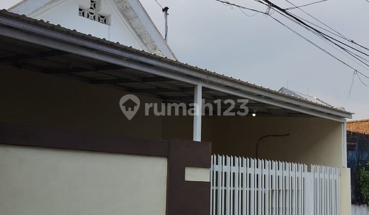 Disewakan Rumah Dijalan Donokerto Simokerto Surabaya Disewakan Rumah Dijalan Donokerto Simokerto Surabaya