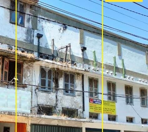 For Rent Shop House on Bongkaran Street Surabaya