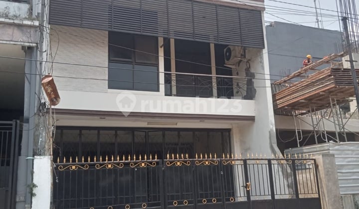 Dijual Rumah Dijalan Ikan Bandeng Perak Surabaya