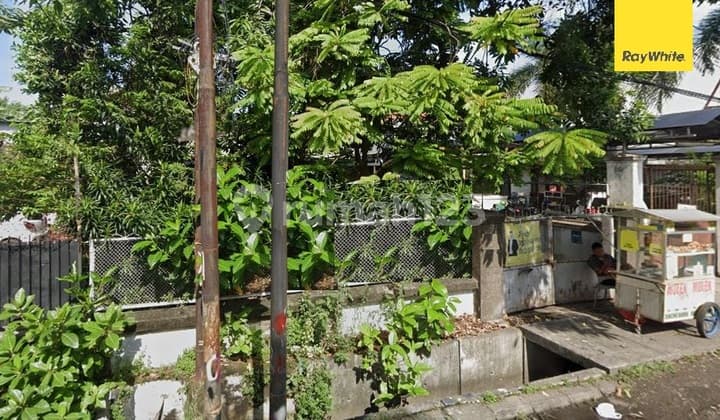 For Sale House on Nias Street, Central Surabaya