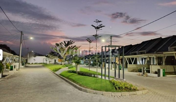 For Sale: House in Taman Sukodono Regency Housing, Sidoarjo For Sale: House in Taman Sukodono Regency Housing, Sidoarjo