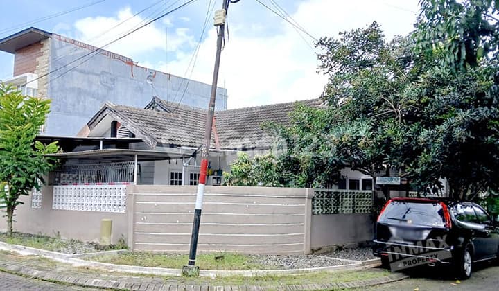 S43est Rumah Hook 3 Kamar di Araya Daerah Aman Dekat Rs Persada
