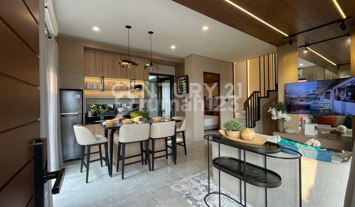 Rumah Premium Attic 2,5 Lantai Dekat Gerbang Tol Bitung Tangerang