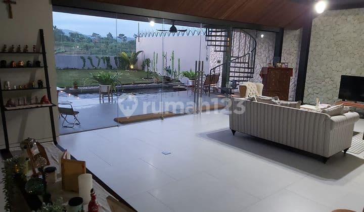 For Sale Luxury House KBP Lake View Near IKEA in Kota Baru Parahyangan Padalarang Bandung