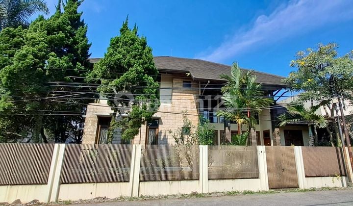 Jual Rumah Mewah dan Nyaman di Turangga Bandung