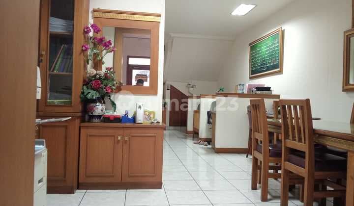 Jual Rumah Nyaman di Mainroad Pelajar Pejuang Buah Batu Bandung