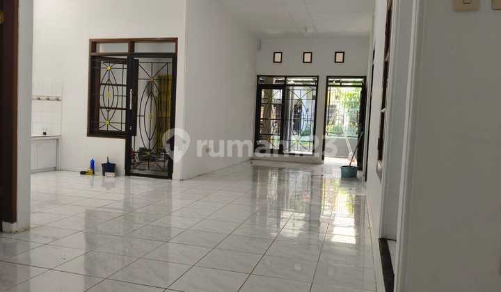 Rumah Nyaman Dijual di Taman Kopo Indah Tki Bandung