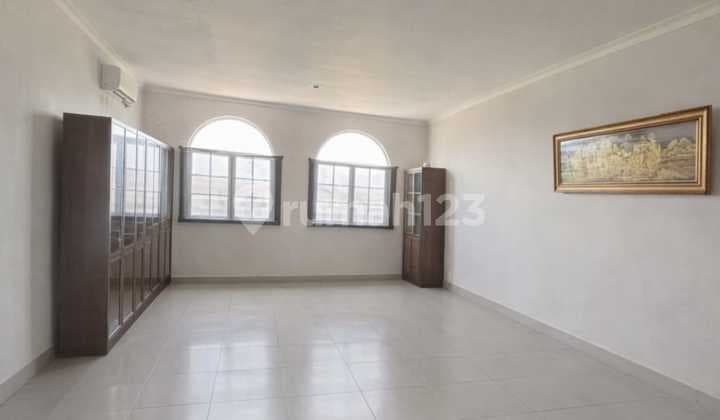 3-Storey Shop House for Sale at Boulevard Podomoro Park Bandung