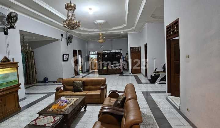 Sell Comfortable House on Sultan Haji Street, Bandar Lampung