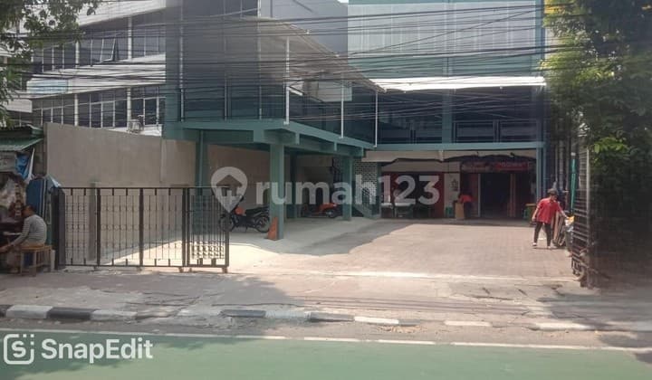 Commercial Space Rental + Semi Outdoor Cempaka Putih Self Parking Spacious