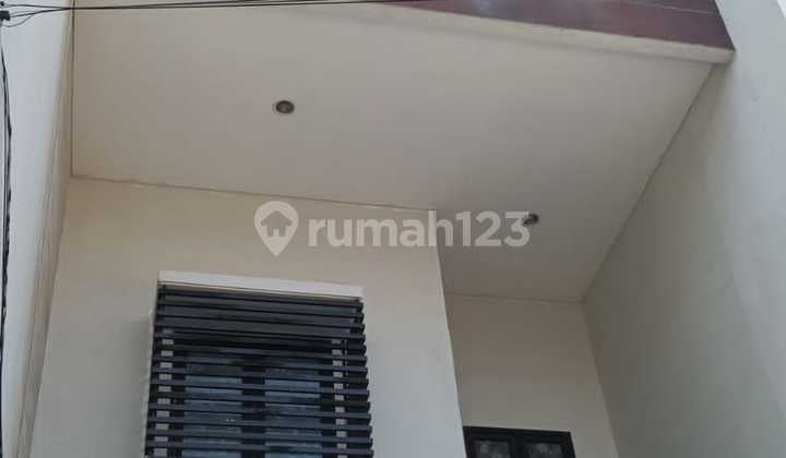 Disewa Rumah Minimalis Muat 3 Mobil Di Kelapa Gading