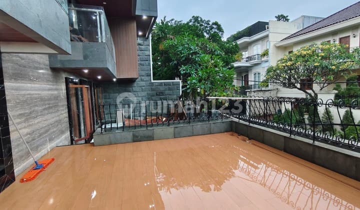 Rumah Mewah Cocok Ekspatriat, Silent Office Komplek Pondok Indah