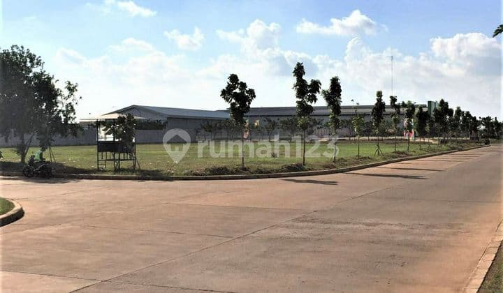 Ready-to-Build Plot - 3 Frontages @ Marunda Center
