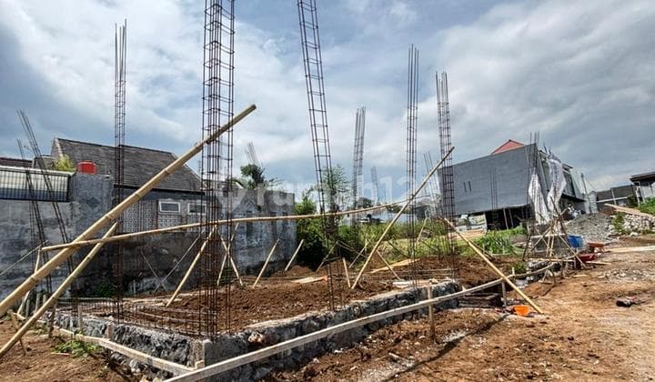 Rumah Kost Eksklusif 10 Kamar dengan Lokasi Strategis SHM