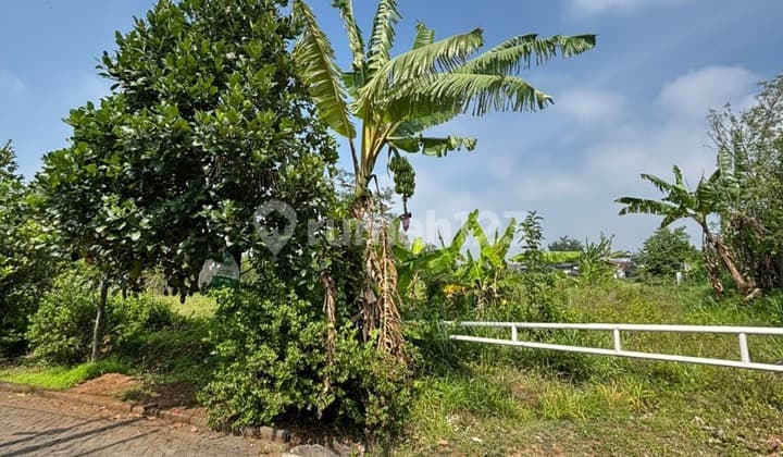 Tanah Kavling di Dalam Perumahan Modern dan Aman