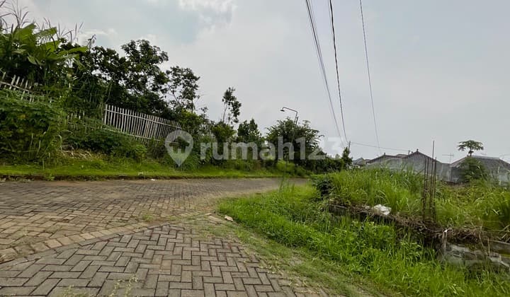 Lokasi Strategis Tanah Dekat Kampus Dan Wisata Dengan View Indah