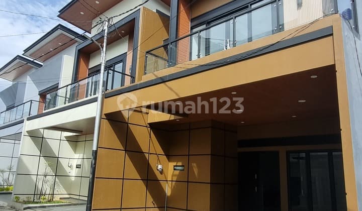 Dijual Rumah 2lantai Jakarta