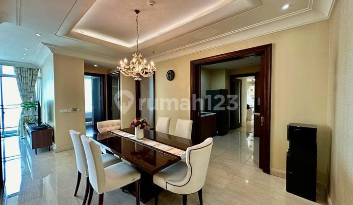 Apartement Pakubuwono View 2 BR Furnished Bagus