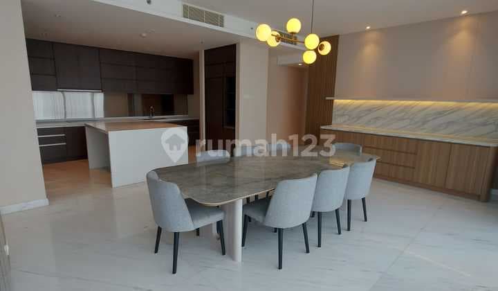 Sewa Apartemen Casa Domaine Jakarta Pusat - 4 Bedroom Best Price - Jakarta Pusat Good Furnished
