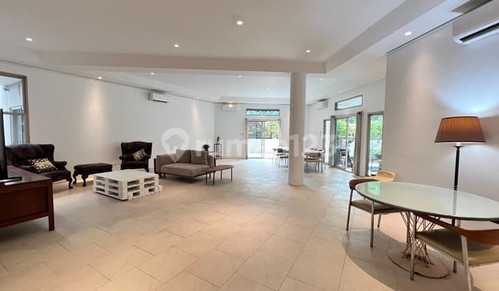 For Rent Landed House 5 Bedroom Widya Chandra SCBD Residence Pet Friendly South Jakarta