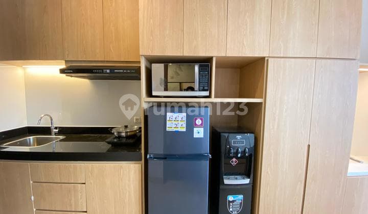Apartemen The Newton 1 1 BR Furnished