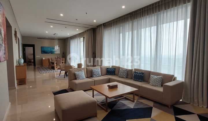 Rare unit at Pakubuwono Spring - 4Br - Dijualll Cepat