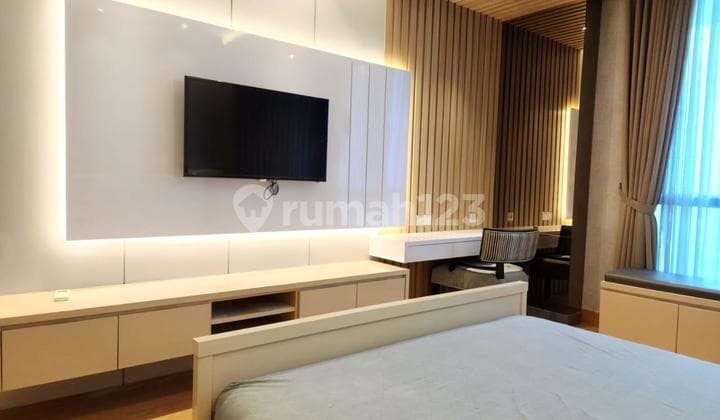 Dijual Apartemen 2BR Residence 8 - Kesempatan Langka di Lokasi Strategis