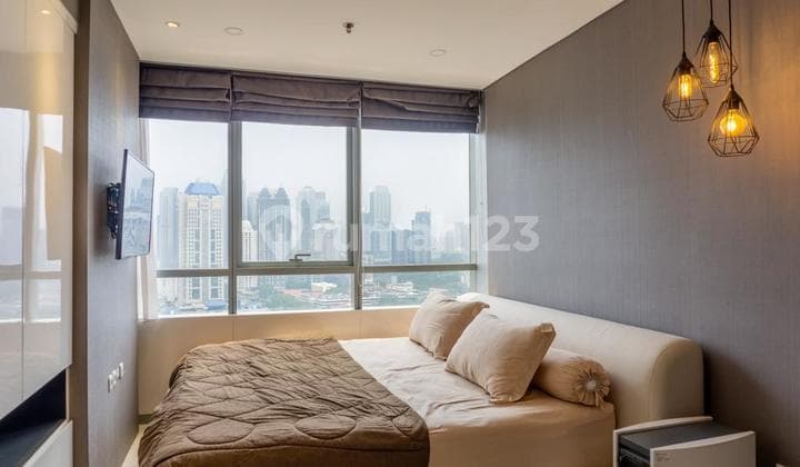 Dijual Unit Apartemen Ciputra World 2 - 2 BR - Best Price!