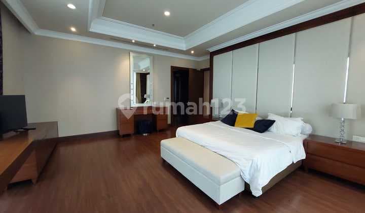 For Sale! Best Unit At Luxury Apartment At The Pakubuwono Signature 4+1 Bedroom Furnished