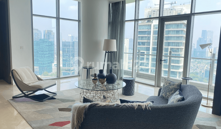 Dijual Apartemen Sultan, Status Maksimal Kuningan Verde Two 3 BR Semi Furnished