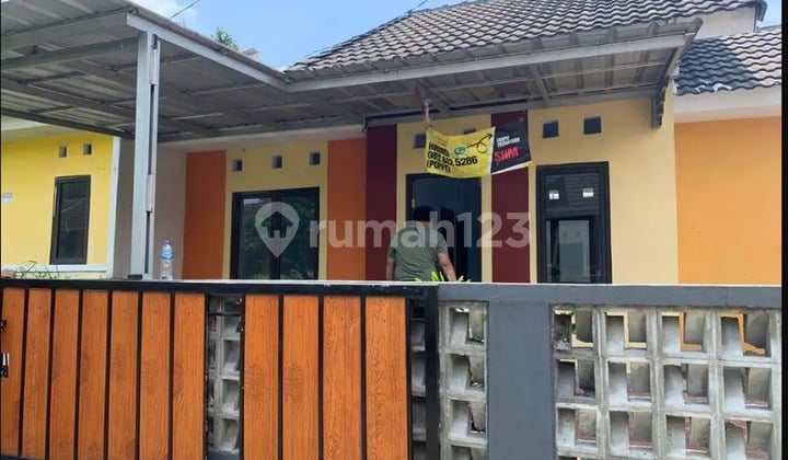Dijual Rumah Siap Huni Dekat Gate Masuk Cluster, 5 Menit Dari Stasiun Maja