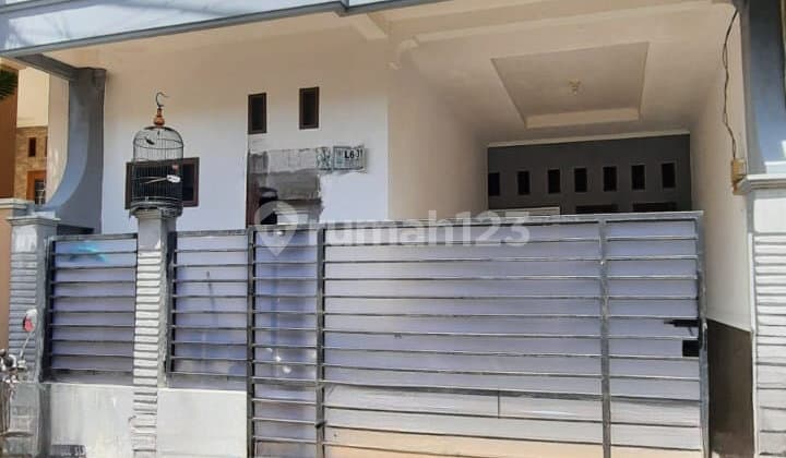 Rumah 2 Kamar Tidur di Mutiara Gading Timur Bekasi S9579