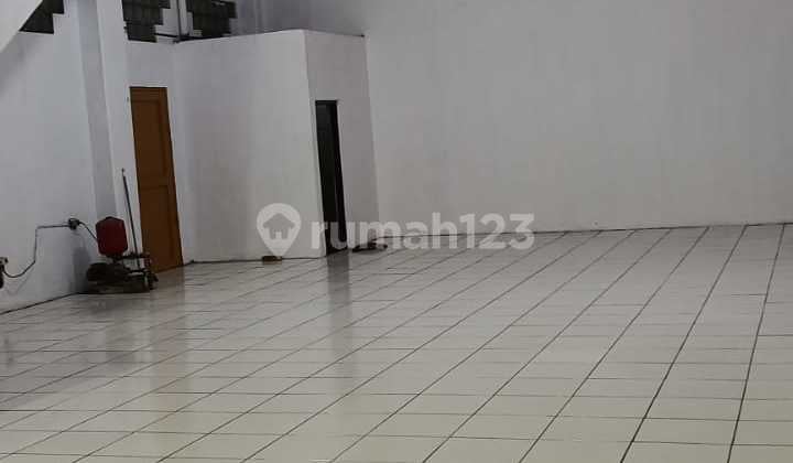 Di Sewakan Ruko Bagus di Kolonel Masturi