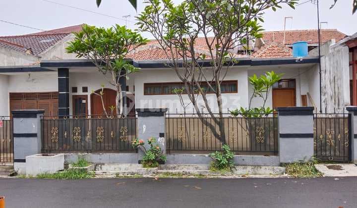 RUMAH SIAP HUNI DI KOMPLEK PHARMINDO