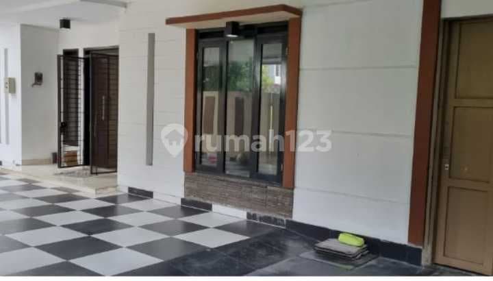 Di Jual Rumah Bagus Siap Huni di Tki 3