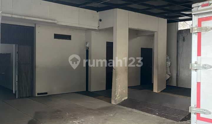Rumah Bagus 2 Lantai Batununggal Indah