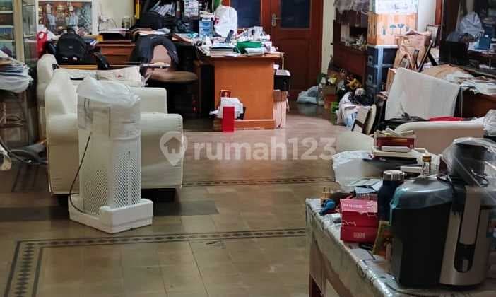 Di Sewakan Rumah Tinggal/ Usaha/ Kost Dekat Stasiun Ka, di Sayap Jl Kebon Kawung