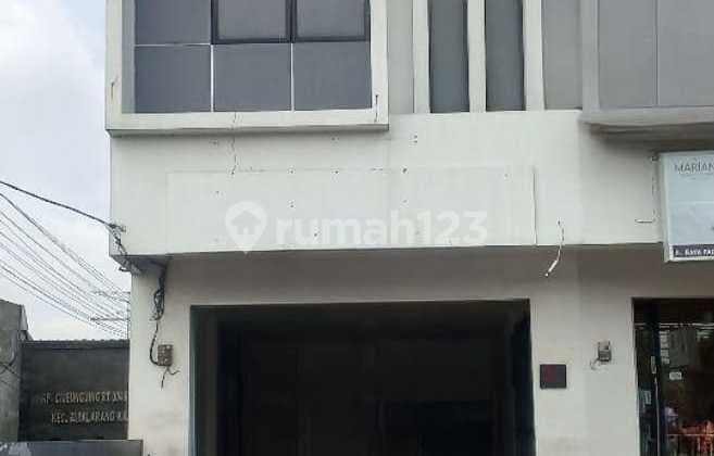 Ruko 3 Lantai Lokasi Bagus Ramai Mainroad Padalarang