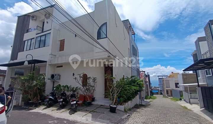 For Sale Luxury Villa Lembang Furnished Plus Pool.