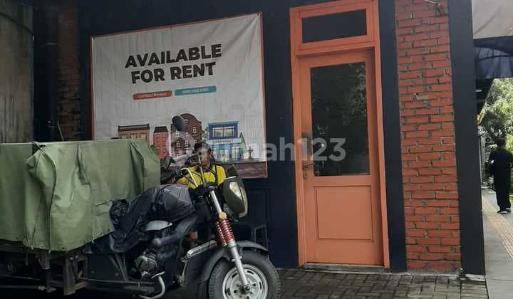 RUANG USAHA DI JALAN RIAU KUKUMAMA