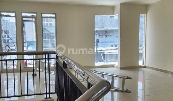 Ruko mekarwangi Lebar 6 meter