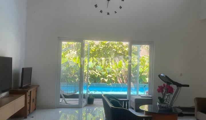 Rumah Siap Huni Parakan Ada Kolam Renang di Sayap Batununggal