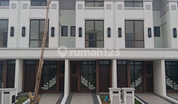 Disewakan Rumah 3 Lantai Cluster Osaka, Lavon 3, Suvarna Sutera, Cikupa, Tangerang, Rumah Baru Belum Pernah Dihuni