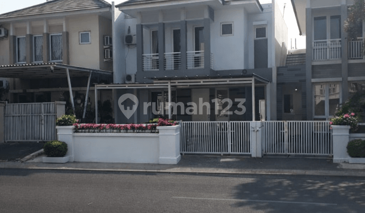 Rumah di Kotawisata