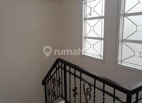 Dijual Rumah Dikotawisata Cibubur