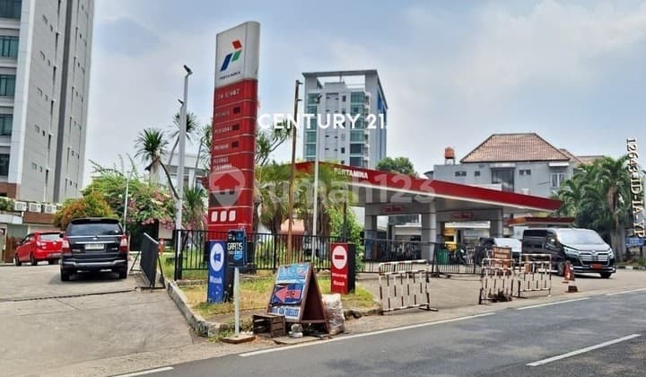 Spbu Besar Dgn Lokasi Yg Sangat Strategis Dgn Banyak Tenan