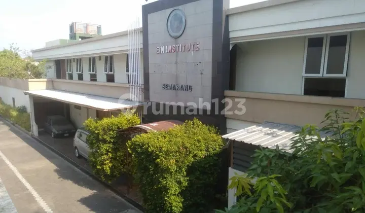 Clinic on Jeruk Lamper Street Semarang Ready for Business