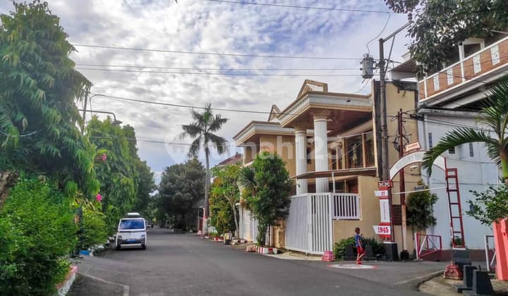 Rumah Bagus Bebas Banjir Pusat Kota Semarang